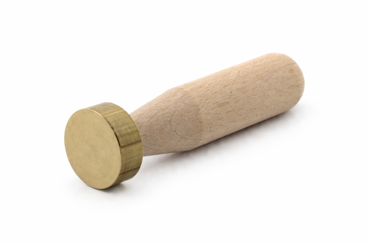Keramikstempel mit runder Messingplatte